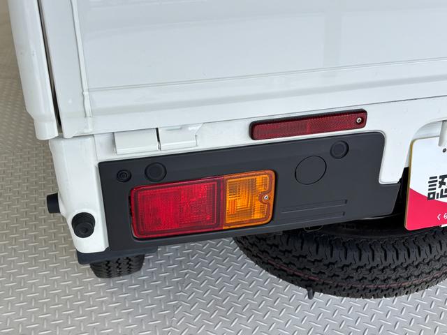 ハイゼットトラックスタンダードＡＭ・ＦＭラジオ　オートライト　マニュアルエアコン　ＭＴ　４ＷＤ（長野県）の中古車