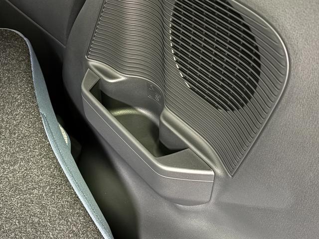 ムーヴキャンバスストライプスGオートエアコン CDチューナー CVT オートライト 両側電動スライドドア LEDヘッドランプ LEDフォグランプ(長野県)の中古車