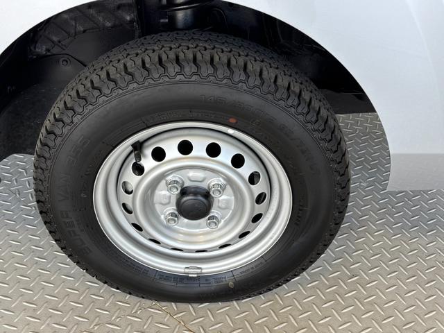 ハイゼットトラックジャンボエクストラCDチューナー LED大型荷台作業灯 オートライト マニュアルエアコン LEDヘッドランプ LEDフォグランプ CVT(長野県)の中古車