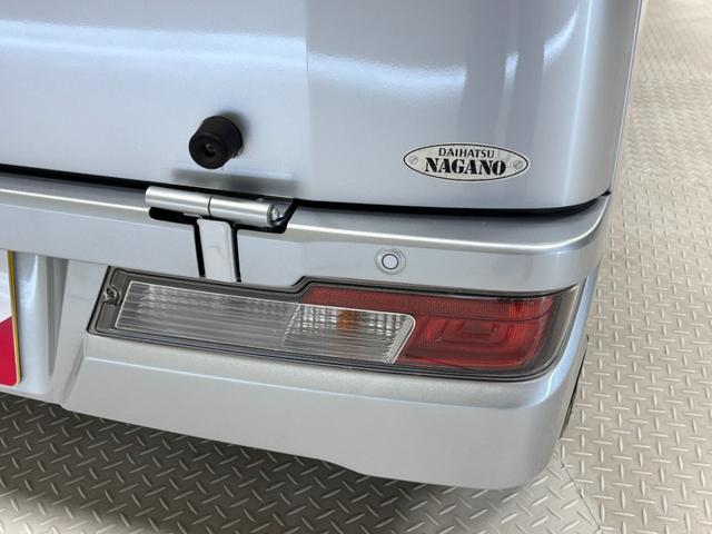 ハイゼットカーゴデッキバンＧ　ＳＡIIIカーナビ　マニュアルエアコン　ＬＥＤヘッドランプ　ＬＥＤフォグランプ　４ＷＤ（長野県）の中古車