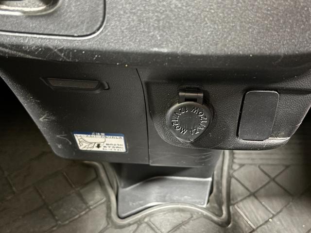 ハイゼットカーゴデッキバンＧ　ＳＡIIIカーナビ　マニュアルエアコン　ＬＥＤヘッドランプ　ＬＥＤフォグランプ　４ＷＤ（長野県）の中古車