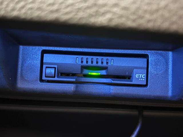 ハリアープレミアムカーナビ　バックカメラ　ＥＴＣ　クルーズコントロール　オートライト　オートエアコン　ＬＥＤヘッドランプ　ＬＥＤフォグランプ（長野県）の中古車