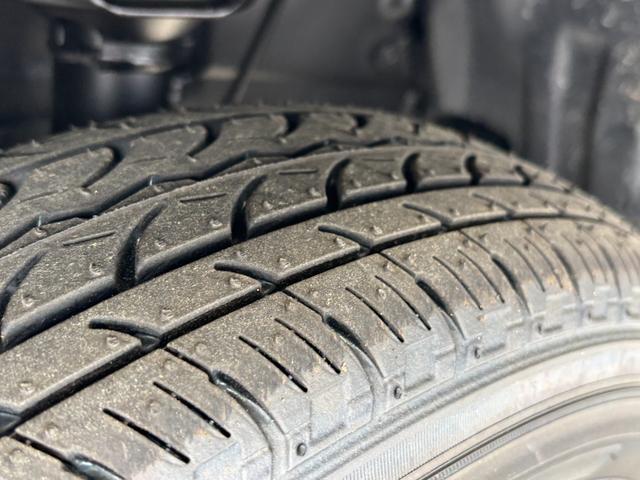 ハイゼットカーゴＤＸ　ＳＡIIIＣＤチューナー　オートライト　マニュアルエアコン　ＬＥＤヘッドランプ　ＭＴ　４ＷＤ（長野県）の中古車