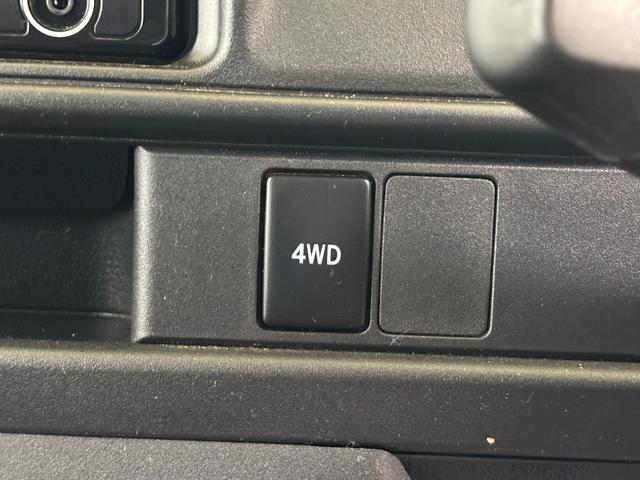 ハイゼットカーゴＤＸ　ＳＡIIIＣＤチューナー　オートライト　マニュアルエアコン　ＬＥＤヘッドランプ　ＭＴ　４ＷＤ（長野県）の中古車