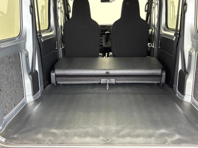 ハイゼットカーゴデラックス　４ＷＤＡＭ・ＦＭラジオ　オートライト　マニュアルエアコン　ＣＶＴ　４ＷＤ（長野県）の中古車