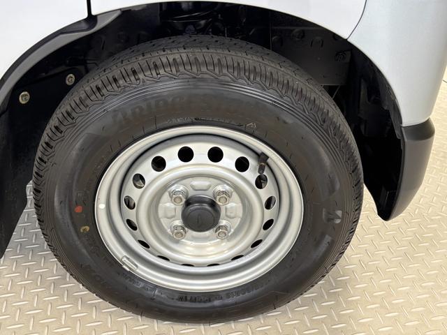 ハイゼットカーゴＤＸＡＭ・ＦＭラジオ　オートライト　マニュアルエアコン　ＣＶＴ　４ＷＤ（長野県）の中古車