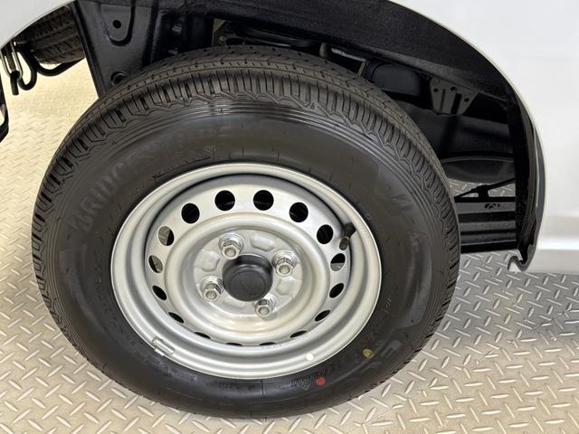 ハイゼットカーゴＤＸＡＭ・ＦＭラジオ　オートライト　マニュアルエアコン　ＣＶＴ　４ＷＤ（長野県）の中古車