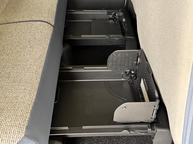 ムーヴキャンバスストライプスＧＣＤチューナー　シートヒーター　オートライト　オートエアコン　ＬＥＤヘッドランプ　ＬＥＤフォグランプ　４ＷＤ（長野県）の中古車