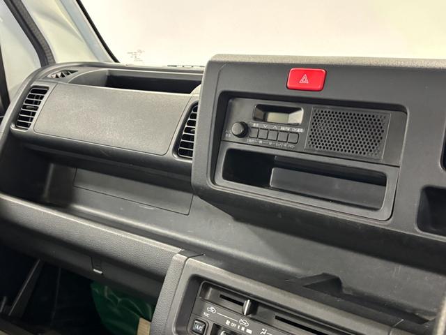 ハイゼットトラックスタンダードＳＡIIIｔＡＭ・ＦＭラジオ　オートライト　マニュアルエアコン　ＬＥＤヘッドランプ　４ＷＤ（長野県）の中古車