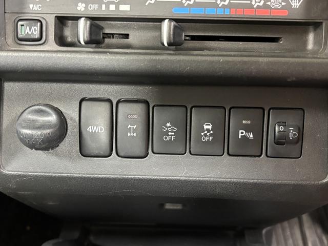 ハイゼットトラックスタンダードＳＡIIIｔＡＭ・ＦＭラジオ　オートライト　マニュアルエアコン　ＬＥＤヘッドランプ　４ＷＤ（長野県）の中古車