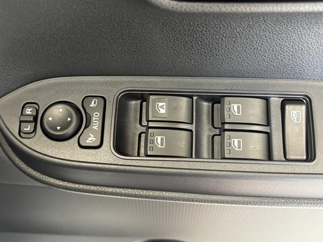 タントＸ　４ＷＤ　７インチ純正ナビ　ドラレコ前後カーナビ　バックカメラ　ドラレコ　ＥＴＣ　シートヒーター　片側電動スライドドア　オートライト　オートエアコン　ＬＥＤヘッドランプ　４ＷＤ（長野県）の中古車