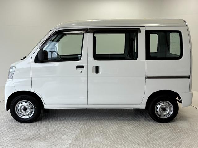ハイゼットカーゴスペシャル　４ＷＤ　５ＭＴ　エアコン　パワステ　ラジオＡＭ・ＦＭラジオ　マニュアルエアコン　４ＷＤ（長野県）の中古車