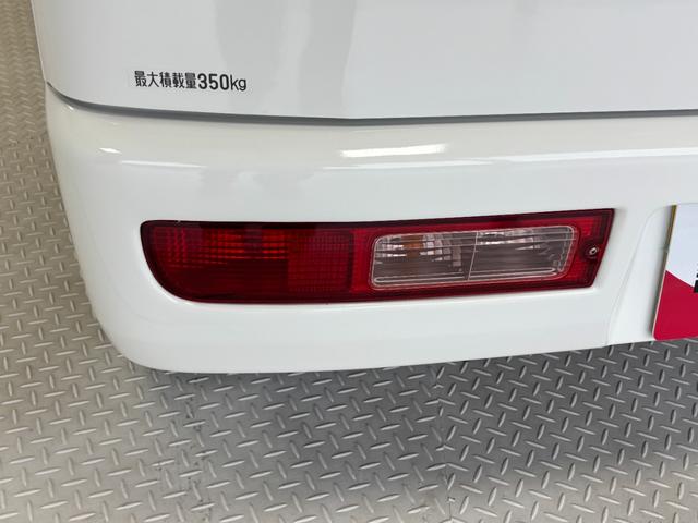 ハイゼットカーゴスペシャル　４ＷＤ　５ＭＴ　エアコン　パワステ　ラジオＡＭ・ＦＭラジオ　マニュアルエアコン　４ＷＤ（長野県）の中古車
