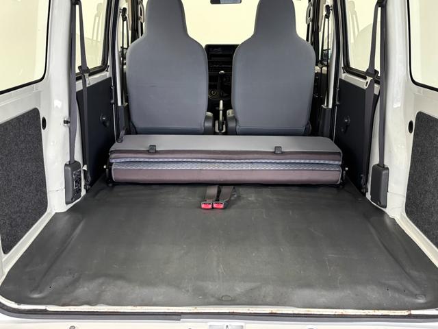ハイゼットカーゴスペシャル　４ＷＤ　５ＭＴ　エアコン　パワステ　ラジオＡＭ・ＦＭラジオ　マニュアルエアコン　４ＷＤ（長野県）の中古車