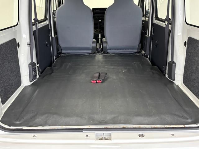 ハイゼットカーゴスペシャル　４ＷＤ　５ＭＴ　エアコン　パワステ　ラジオＡＭ・ＦＭラジオ　マニュアルエアコン　４ＷＤ（長野県）の中古車