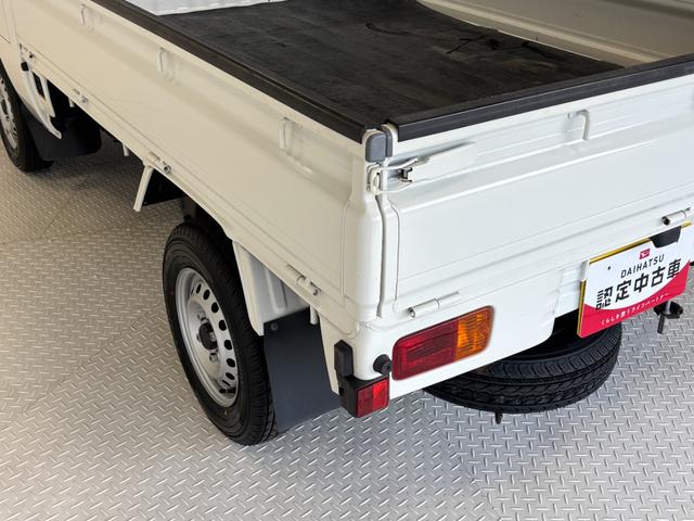 サンバートラックＪＡＡＭ・ＦＭラジオ　マニュアルエアコン　リヤ４枚リーフスプリング　荷台作業灯　ＡＴ　４ＷＤ（長野県）の中古車