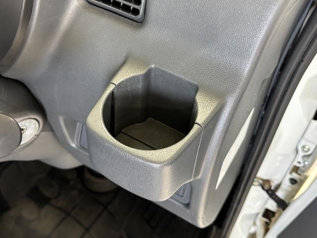 サンバートラックＪＡＡＭ・ＦＭラジオ　マニュアルエアコン　リヤ４枚リーフスプリング　荷台作業灯　ＡＴ　４ＷＤ（長野県）の中古車