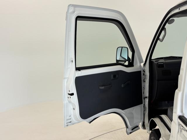 サンバートラックＪＡＡＭ・ＦＭラジオ　マニュアルエアコン　リヤ４枚リーフスプリング　荷台作業灯　ＡＴ　４ＷＤ（長野県）の中古車