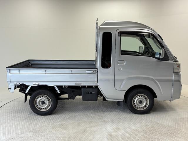 ハイゼットトラックジャンボＣＤチューナー　パワーウィンドウ　荷台作業灯　マニュアルエアコン　フォグランプ　ＡＴ　４ＷＤ（長野県）の中古車
