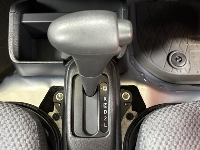 ハイゼットトラックジャンボＣＤチューナー　パワーウィンドウ　荷台作業灯　マニュアルエアコン　フォグランプ　ＡＴ　４ＷＤ（長野県）の中古車