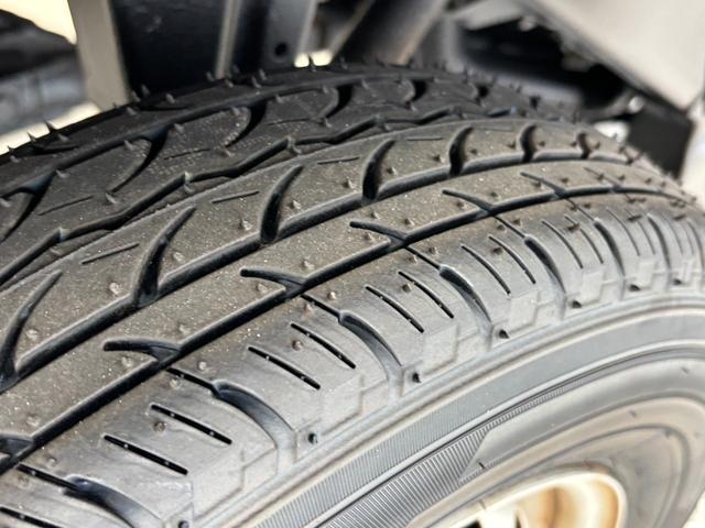 ハイゼットトラックジャンボＣＤチューナー　パワーウィンドウ　荷台作業灯　マニュアルエアコン　フォグランプ　ＡＴ　４ＷＤ（長野県）の中古車