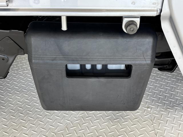 ハイゼットトラックジャンボＣＤチューナー　パワーウィンドウ　荷台作業灯　マニュアルエアコン　フォグランプ　ＡＴ　４ＷＤ（長野県）の中古車