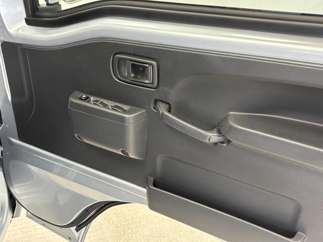 ハイゼットトラックジャンボＣＤチューナー　パワーウィンドウ　荷台作業灯　マニュアルエアコン　フォグランプ　ＡＴ　４ＷＤ（長野県）の中古車