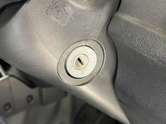 ハイゼットトラックジャンボＣＤチューナー　パワーウィンドウ　荷台作業灯　マニュアルエアコン　フォグランプ　ＡＴ　４ＷＤ（長野県）の中古車