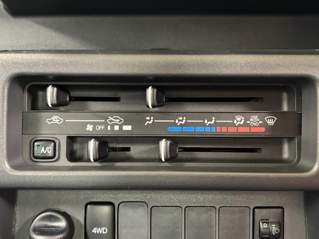 ハイゼットトラックジャンボＣＤチューナー　パワーウィンドウ　荷台作業灯　マニュアルエアコン　フォグランプ　ＡＴ　４ＷＤ（長野県）の中古車