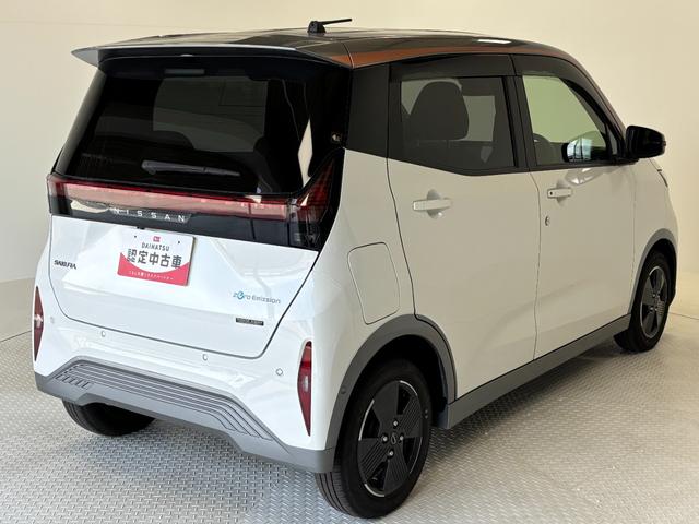 サクラＸカーナビ　バックカメラ　ＥＴＣ　シートヒーター　ステアリングヒーター　オートライト　オートエアコン　ＬＥＤヘッドランプ　ＬＥＤフォグランプ　２ＷＤ（長野県）の中古車