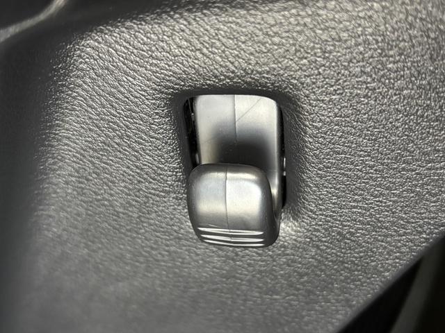 サクラＸカーナビ　バックカメラ　ＥＴＣ　シートヒーター　ステアリングヒーター　オートライト　オートエアコン　ＬＥＤヘッドランプ　ＬＥＤフォグランプ　２ＷＤ（長野県）の中古車