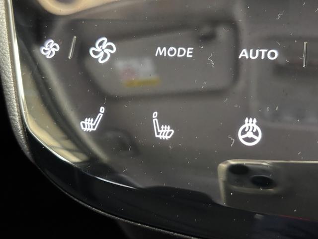 サクラＸカーナビ　バックカメラ　ＥＴＣ　シートヒーター　ステアリングヒーター　オートライト　オートエアコン　ＬＥＤヘッドランプ　ＬＥＤフォグランプ　２ＷＤ（長野県）の中古車