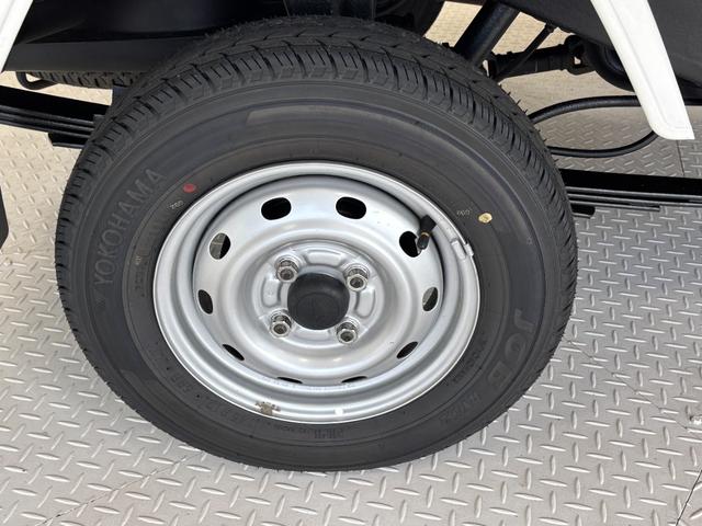 ハイゼットトラックスタンダード　農用スペシャルＣＤチューナー　マニュアルエアコン　ＭＴ　リヤ４枚リーフスプリング　荷台作業灯（長野県）の中古車