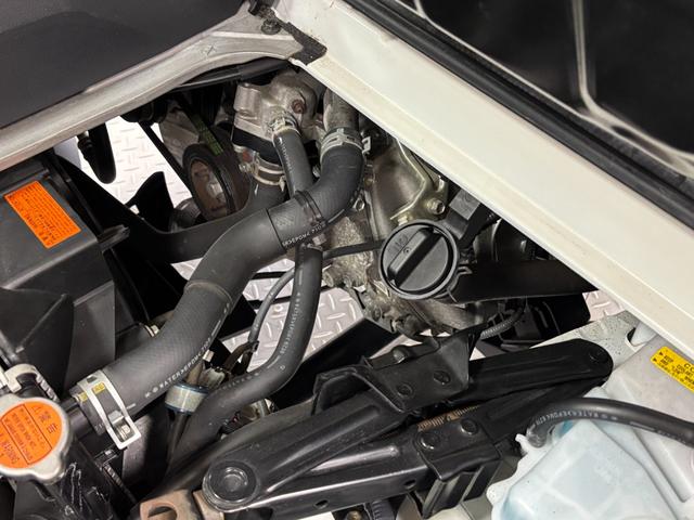 ハイゼットトラックスタンダードＡＭ・ＦＭラジオ　マニュアルエアコン　　ＣＶＴ（長野県）の中古車