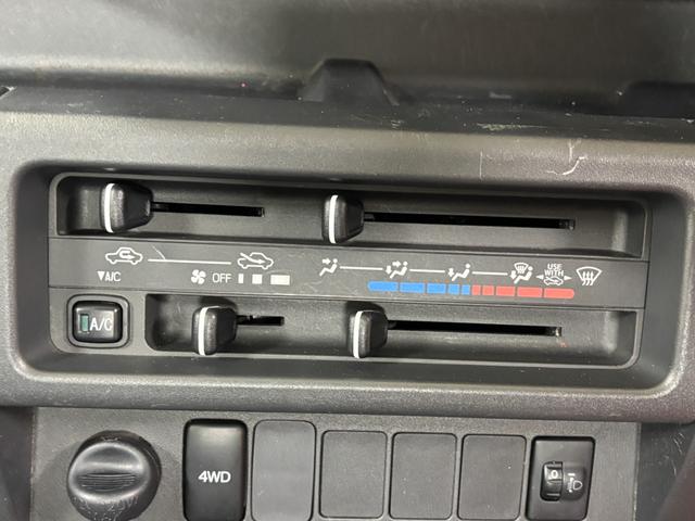 ハイゼットトラックスタンダードＡＭ・ＦＭラジオ　マニュアルエアコン　　ＣＶＴ（長野県）の中古車