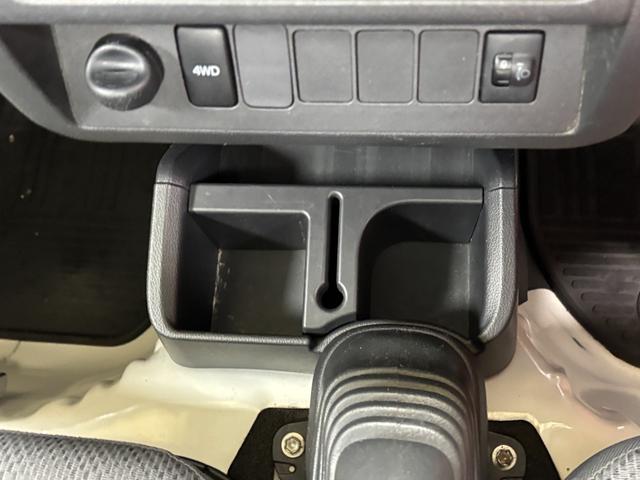 ハイゼットトラックスタンダードＡＭ・ＦＭラジオ　マニュアルエアコン　　ＣＶＴ（長野県）の中古車