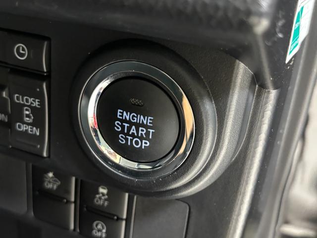 ルーミーカスタムＧディスプレイオーディオ　バックカメラ　　　ＥＴＣ　オートライト　オートエアコン　両側電動スライドドア　ＬＥＤヘッドランプ　ＬＥＤフォグランプ　ＣＶＴ（長野県）の中古車