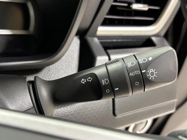 ルーミーカスタムＧディスプレイオーディオ　バックカメラ　　　ＥＴＣ　オートライト　オートエアコン　両側電動スライドドア　ＬＥＤヘッドランプ　ＬＥＤフォグランプ　ＣＶＴ（長野県）の中古車