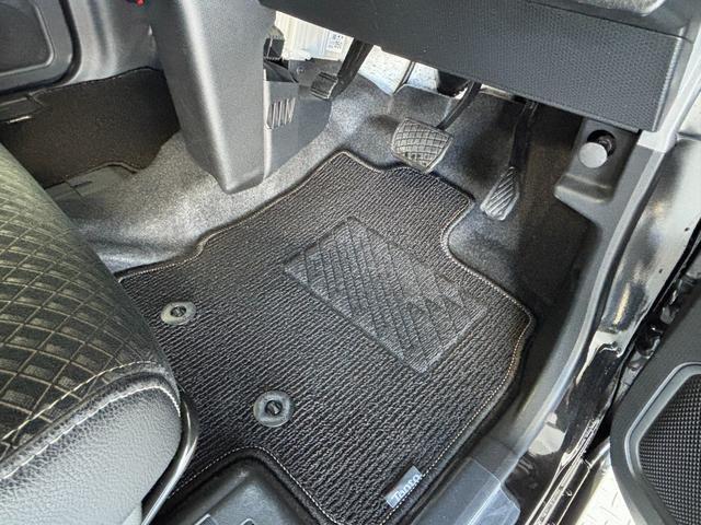 タントカスタムXセレクション2WD CVT 防錆塗装済み ナビ スマートアシスト LEDヘッドランプ オートライト プッシュスタート シートヒーター キーフリー ミラクルオープンドア 電動格納ミラー 格納式リヤドアサンシェード(長野県)の中古車