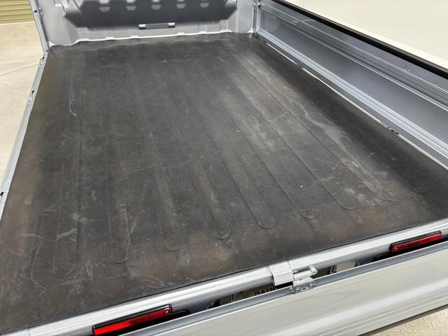 ハイゼットトラックスタンダードMT5 低走行 防錆塗装済み エアコン パワステ ゲートプロテクター 荷台ゴムマット AMFMチューナー オートライト スマートアシスト(長野県)の中古車