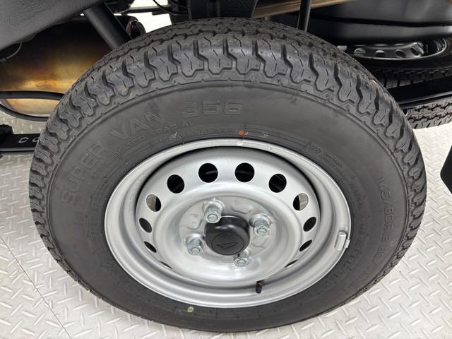 ハイゼットトラックスタンダードMT5 低走行 防錆塗装済み エアコン パワステ ゲートプロテクター 荷台ゴムマット AMFMチューナー オートライト スマートアシスト(長野県)の中古車