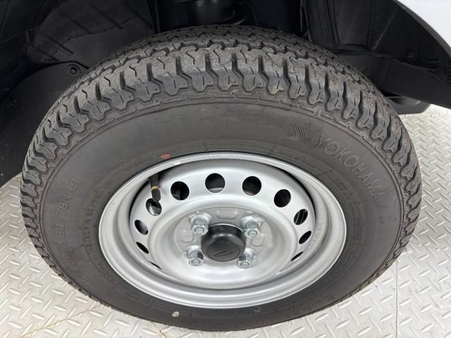 ハイゼットトラックスタンダードMT5 低走行 防錆塗装済み エアコン パワステ ゲートプロテクター 荷台ゴムマット AMFMチューナー オートライト スマートアシスト(長野県)の中古車