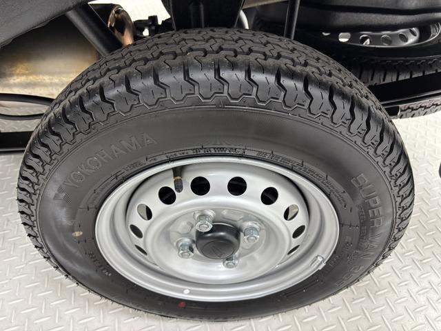 ハイゼットトラックスタンダード4WD MT5 低走行 防錆塗装済み ゲートプロテクター 荷台ゴムマット5mm AMFMチューナー パワステ エアコン オートライト スマートアシスト(長野県)の中古車