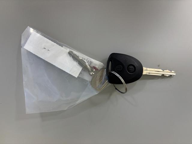 ハイゼットカーゴＤＸ防錆塗装済み　ＡＭＦＭチューナー　エアコン　パワステ　ＬＥＤヘッドランプ　オートライト　スマートアシスト　両側スライドドア　キーレスエントリー　電動格納ミラー（長野県）の中古車