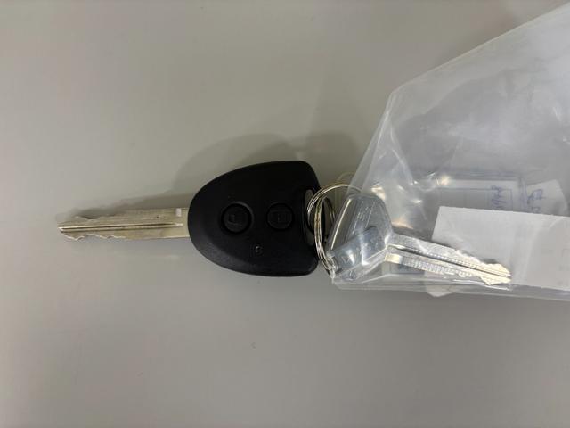 ミライースＬ　ＳＡIII防錆塗装済み　オーディオレス　マニュアルエアコン　キーレスエントリー　オートライト　パワーウィンドウ　コーナーセンサー　パンク応急修理キット　１３インチホイールキャップ　スマートアシスト（長野県）の中古車