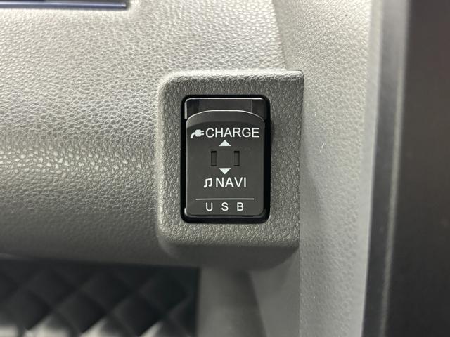 タントカスタムXセレクションエンジンスターター 純正ナビ バックカメラ Bluetooth フルセグ ハンズフリー通話 USBソケット 両側電動スライドドア 両側シートヒーター 格納式テーブル LED オートライト機能 スマアシ(長野県)の中古車