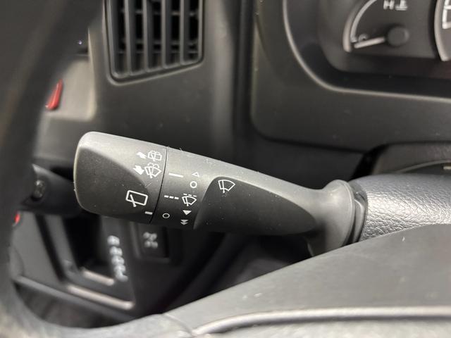 グランマックスカーゴＧＬ防錆塗装済　ドラレコ　ナビ　バックカメラ　Ｂｌｕｅｔｏｏｔｈ　ＵＳＢソケット　デフロックスイッチ（４ＷＤ）　ＬＥＤ　オートライト機能　両側スライドドア　乗降グリップ　キーレス　スマートアシスト（長野県）の中古車