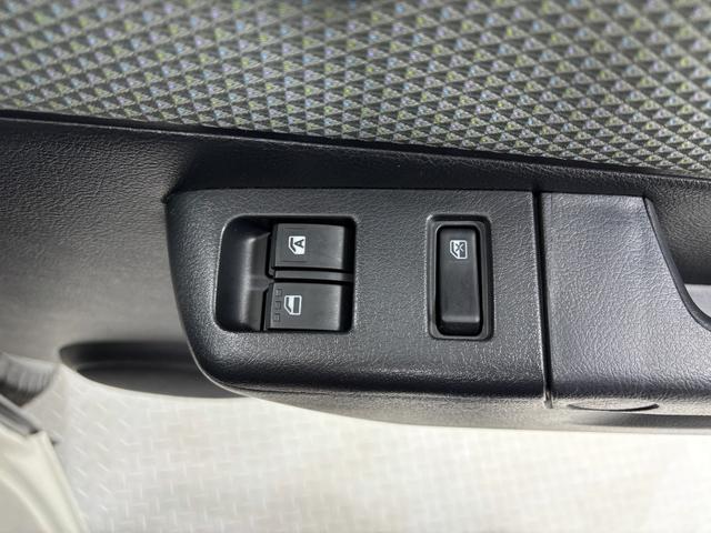 グランマックスカーゴＧＬ防錆塗装済　ドラレコ　ナビ　バックカメラ　Ｂｌｕｅｔｏｏｔｈ　ＵＳＢソケット　デフロックスイッチ（４ＷＤ）　ＬＥＤ　オートライト機能　両側スライドドア　乗降グリップ　キーレス　スマートアシスト（長野県）の中古車