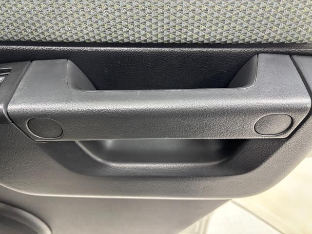 グランマックスカーゴＧＬ防錆塗装済　ドラレコ　ナビ　バックカメラ　Ｂｌｕｅｔｏｏｔｈ　ＵＳＢソケット　デフロックスイッチ（４ＷＤ）　ＬＥＤ　オートライト機能　両側スライドドア　乗降グリップ　キーレス　スマートアシスト（長野県）の中古車