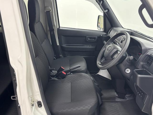 ハイゼットカーゴＤＸ防錆塗装済み　ＡＭＦＭチューナー　マニュアルエアコン　パワーウィンドウ　１２インチスチールホイール　ＬＥＤヘッドランプ　オートライト　キーレスエントリー　スマートアシスト（長野県）の中古車